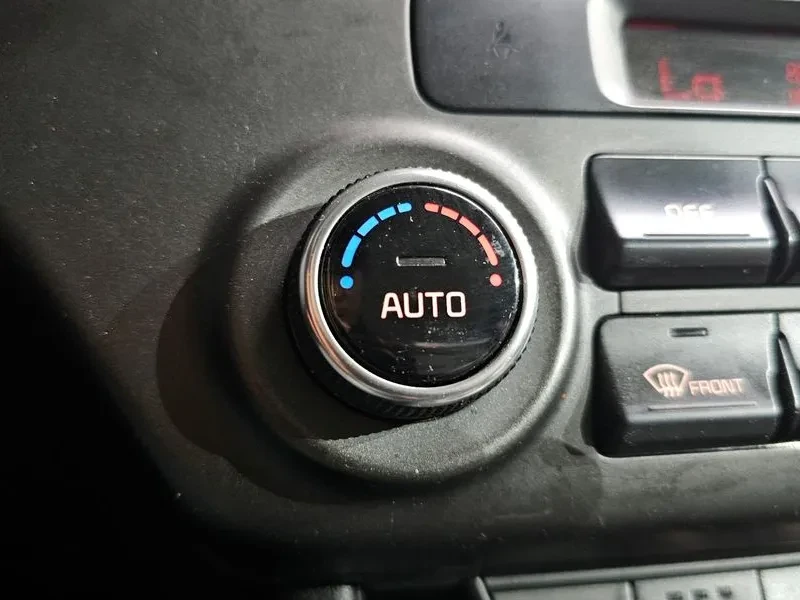 Kia Sportage, снимка 17 - Автомобили и джипове - 54820989