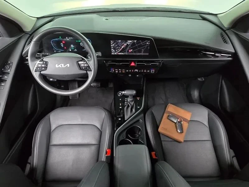 Kia Niro, снимка 7 - Автомобили и джипове - 56719703