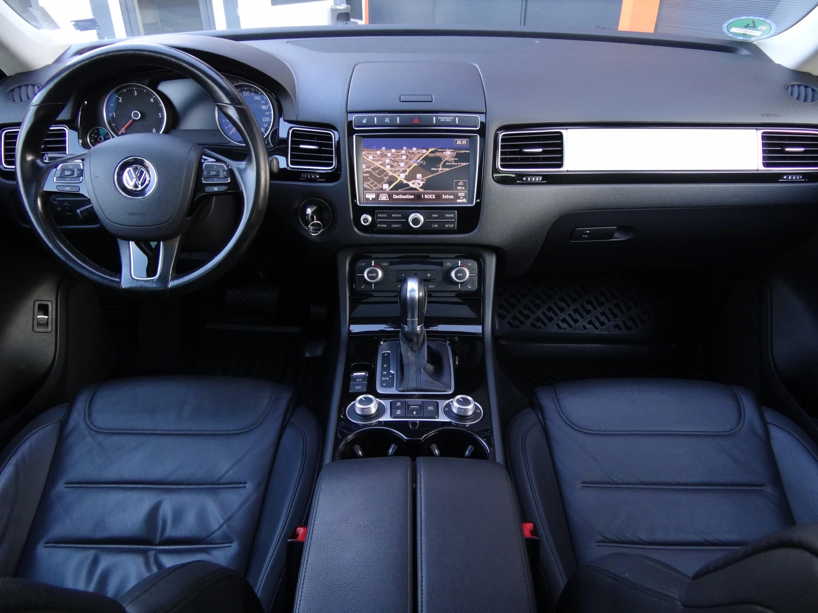 VW Touareg 3.0tdi-262k.c. /AUTO/KOJA/NAVI/PANORAMA/XENON/LED/ - изображение 9