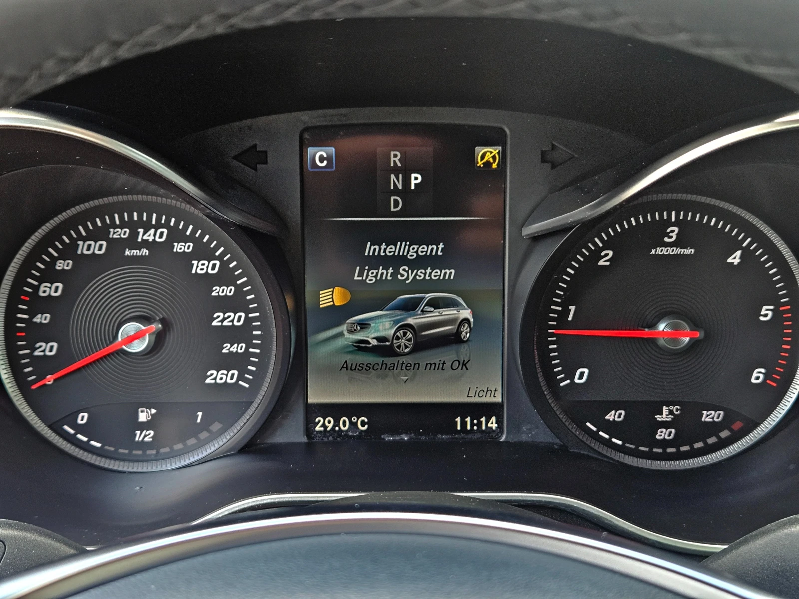 Mercedes-Benz GLC 220 AMG/GERMANY/360CAMERA/PANORAMA/ПОДГРЕВ/AMBIENT/LIZ - изображение 10