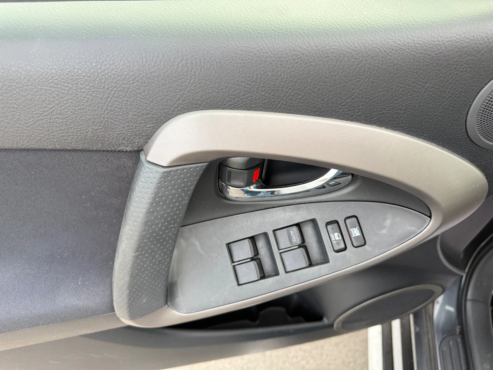 Toyota Rav4 /2.2D4D/4WD/ | Mobile.bg   16