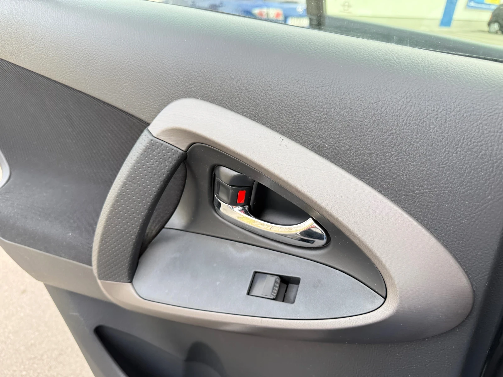 Toyota Rav4 /2.2D4D/4WD/ | Mobile.bg   12