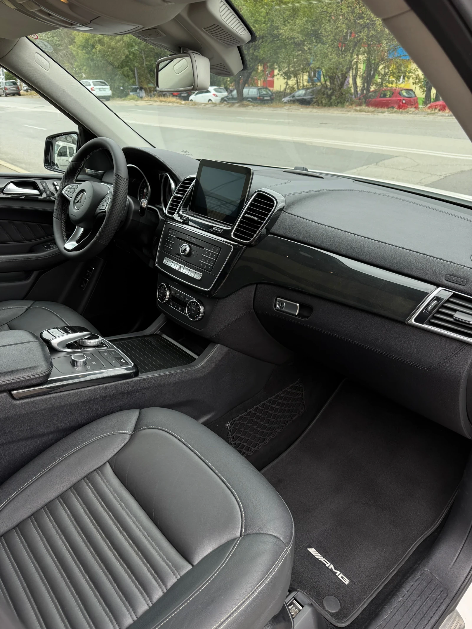 Mercedes-Benz GLE 350 * AMG* 4Matic* 21* Harman Kardon* Теглич* ЛИЗИНГ - изображение 10