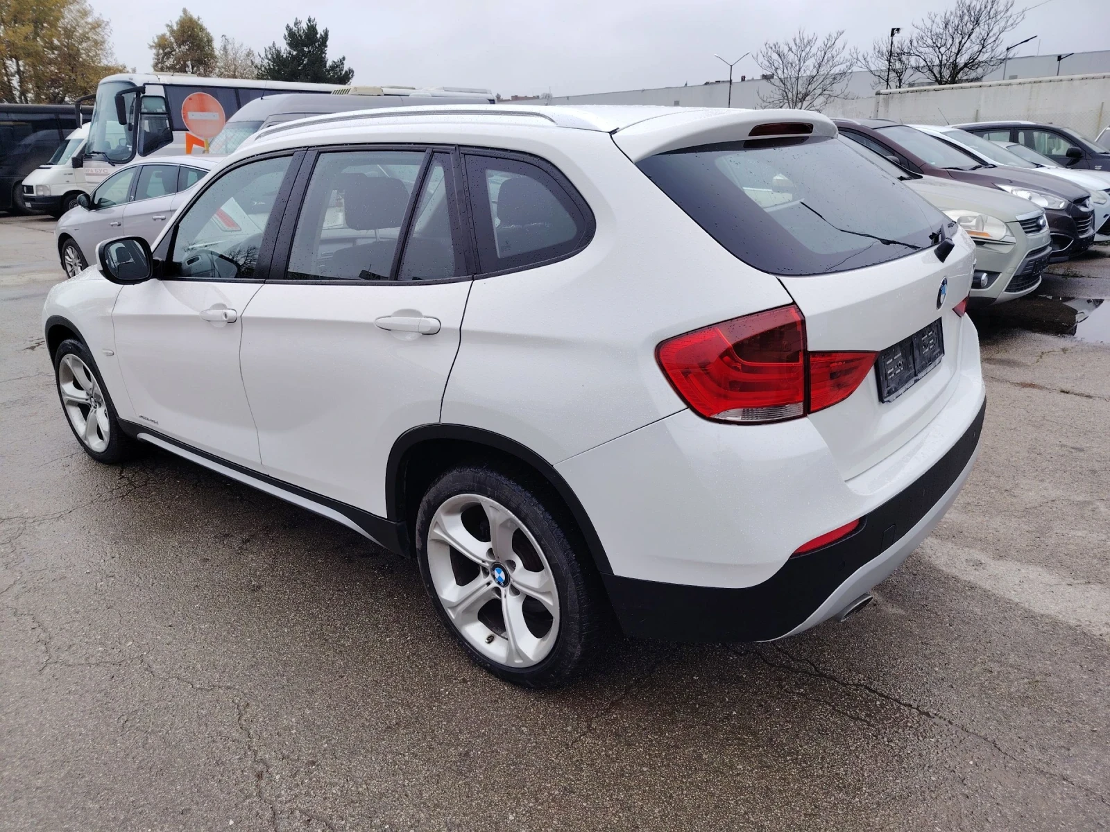 BMW X1 2.0d 4x4 - изображение 7