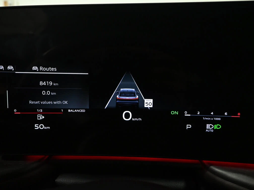 Audi Q5 quattro Premium 40 TFSI * АвтоКредит (ЦЕНА ДО БГ) , снимка 10 - Автомобили и джипове - 53724333