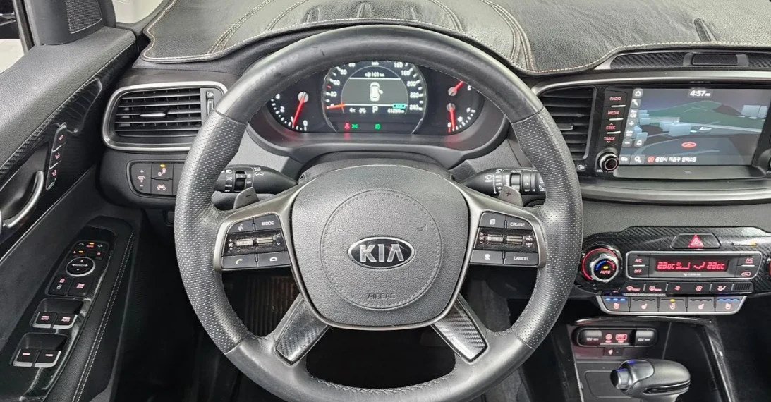 Kia Sorento 2.2 4WD Noblesse Special, снимка 13 - Автомобили и джипове - 54422722