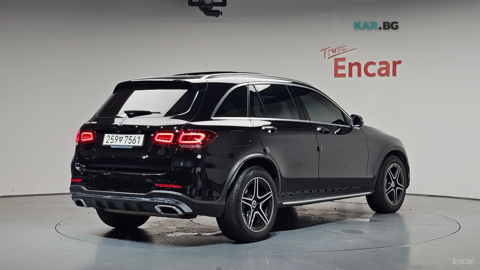 Mercedes-Benz GLC 300 4MATIC PREMIUM* HUD* КОЖА* ОБДУХВ* НАВИ* ПАНО, снимка 2 - Автомобили и джипове - 55242246