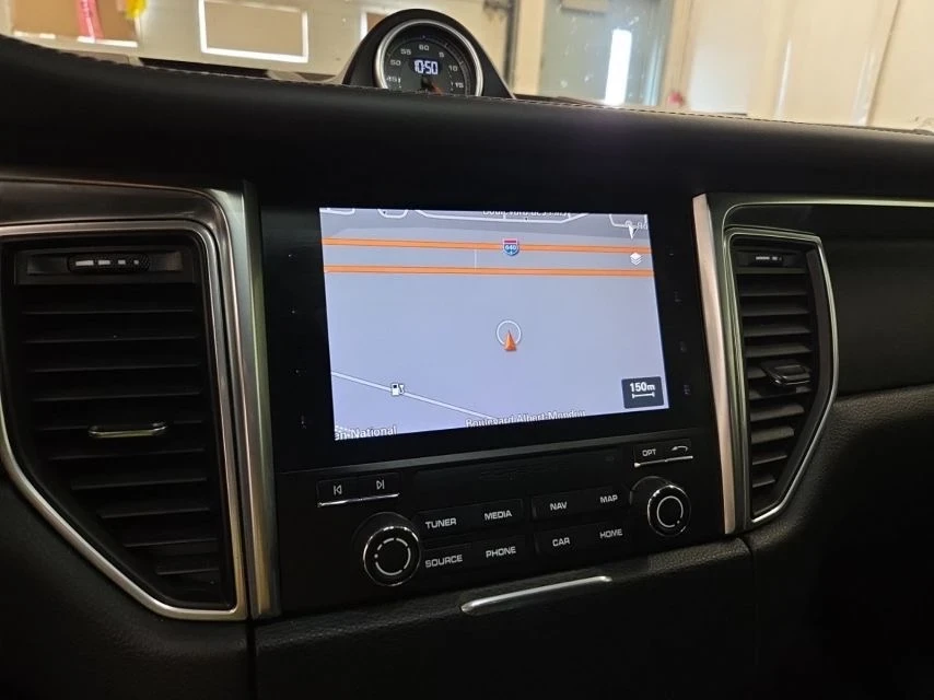 Porsche Macan GTS* Pano* Back cam* Bose* Обдухване* Подгрев* , снимка 8 - Автомобили и джипове - 55283467