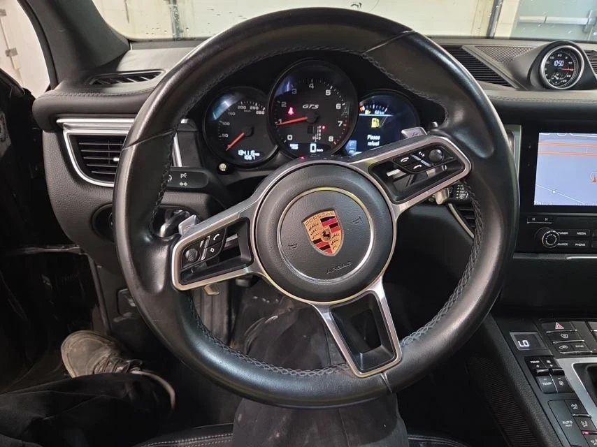 Porsche Macan GTS* Pano* Back cam* Bose* Обдухване* Подгрев* , снимка 6 - Автомобили и джипове - 55283467