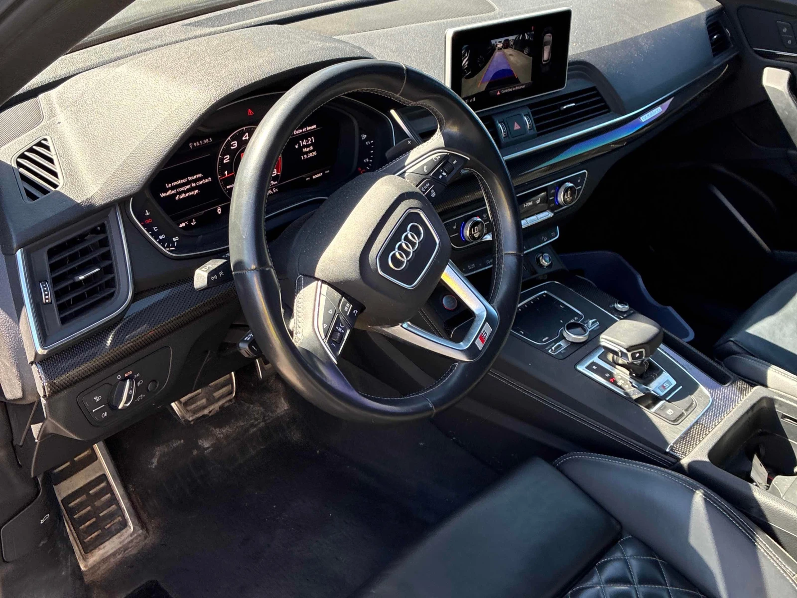 Audi SQ5 Progressiv/CARFAX/Панорама/Памет/Подгрев/, снимка 5 - Автомобили и джипове - 55906188