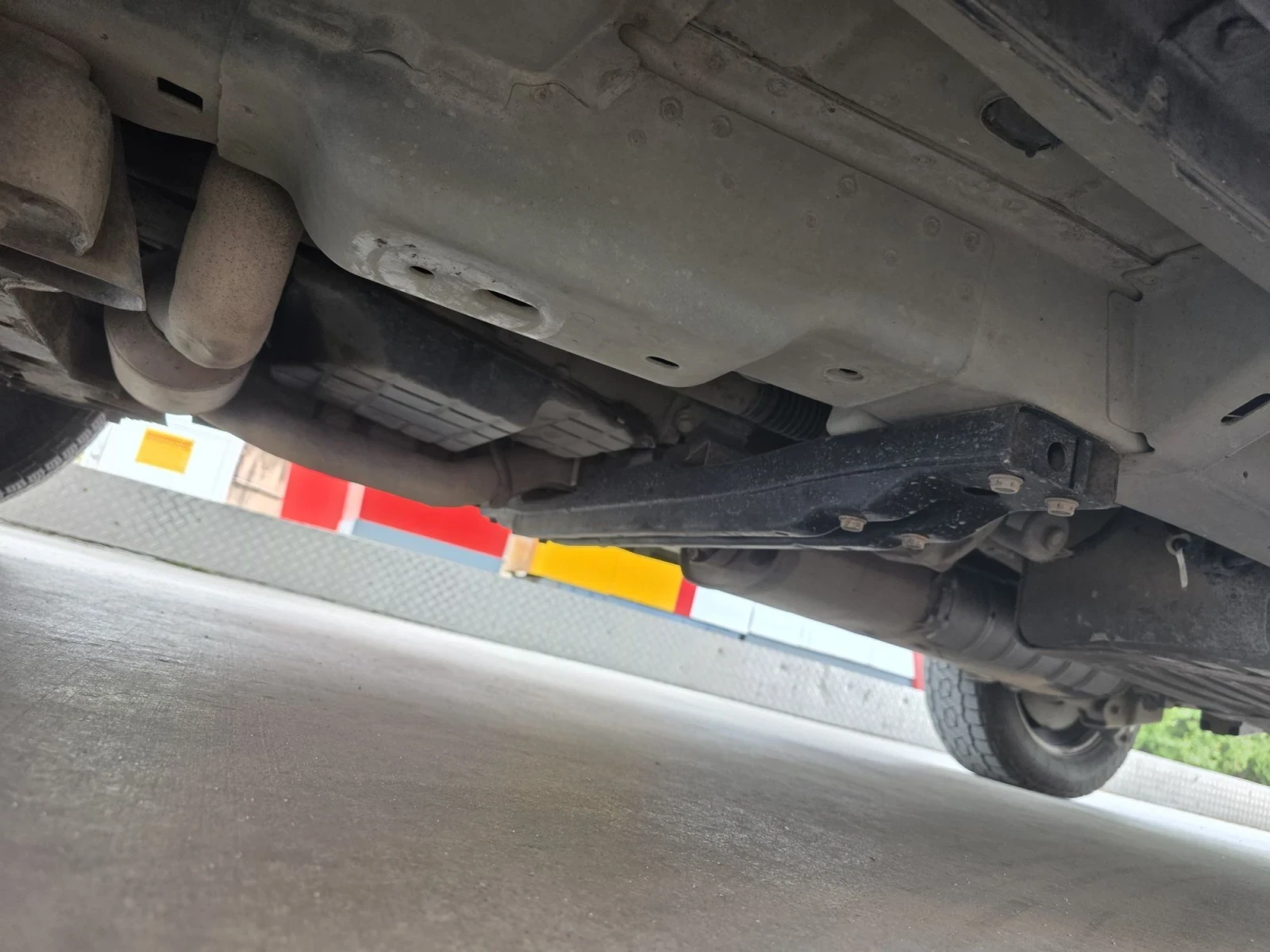 Jeep Commander Limited 5.7 V8 HEMI ��� Quadra-Drive 2 | Mobile.bg � ����������� 10