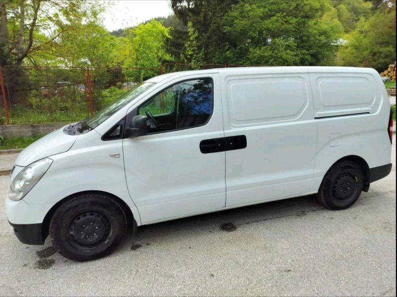 Hyundai H1 Товарен, снимка 10 - Бусове и автобуси - 47650242