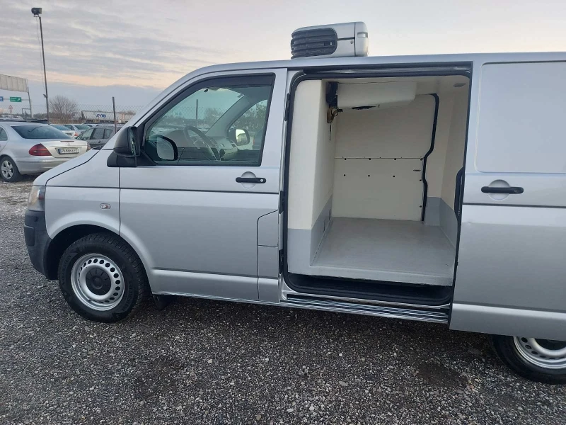 VW T5 Хладилен, 4х4, + 220V, снимка 9 - Бусове и автобуси - 48466742