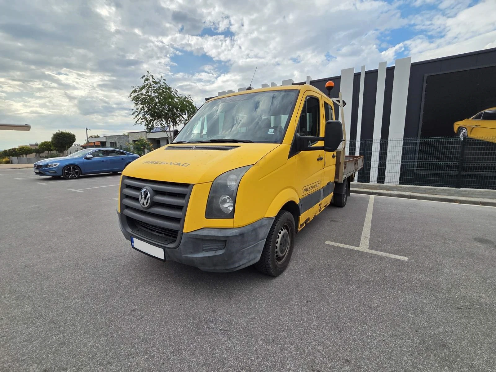 VW Crafter 2.5TDI Първи собственик - изображение 3