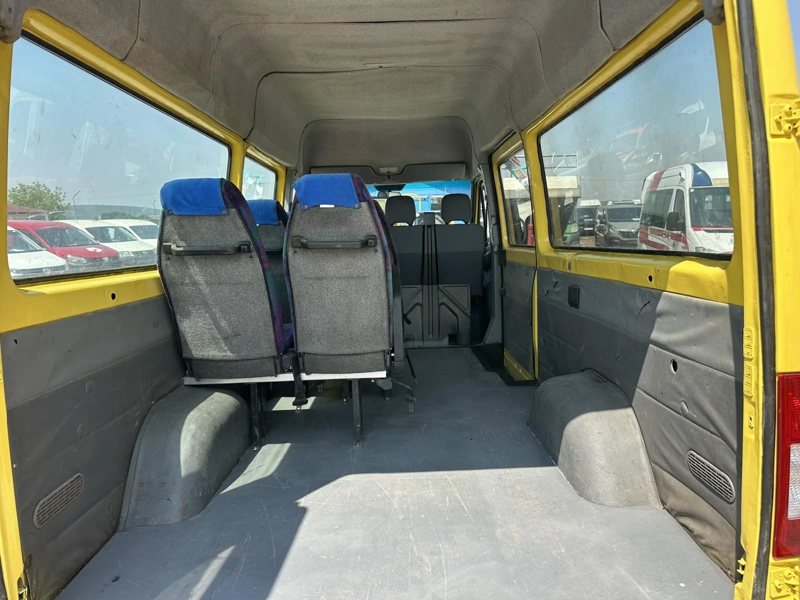 Mercedes-Benz Sprinter 313, снимка 16 - Бусове и автобуси - 55397313