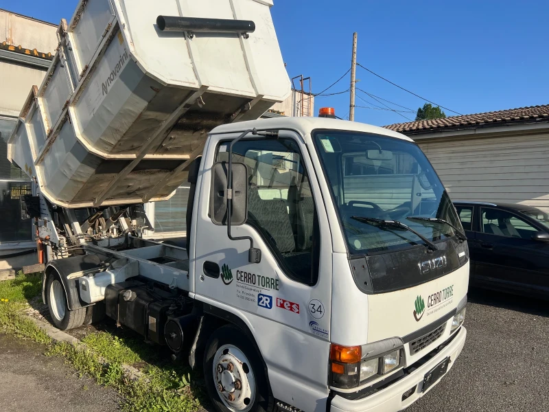 Isuzu HKP SAMOSVAL, 3000nkr