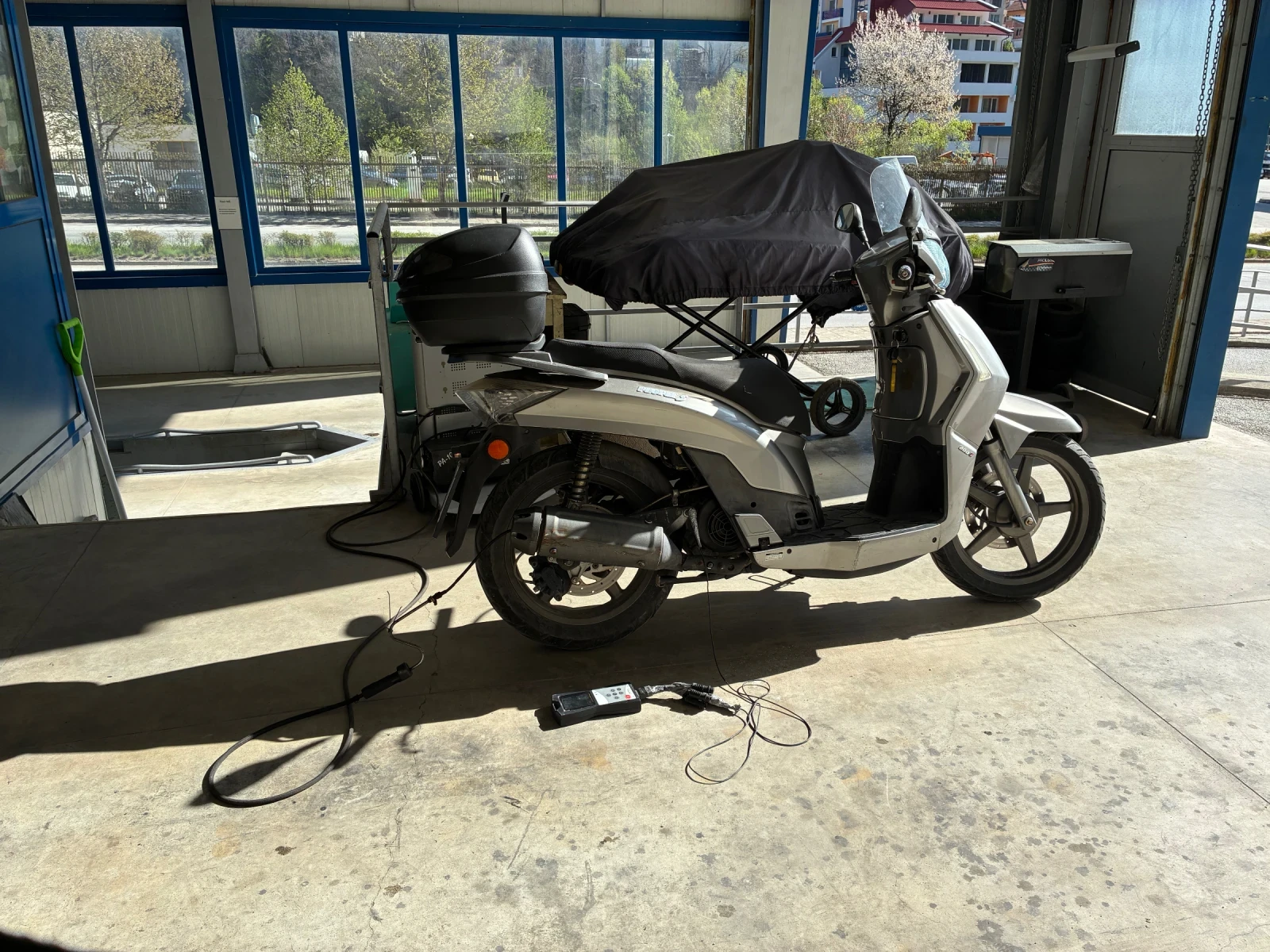 Kymco People 200 I - изображение 5