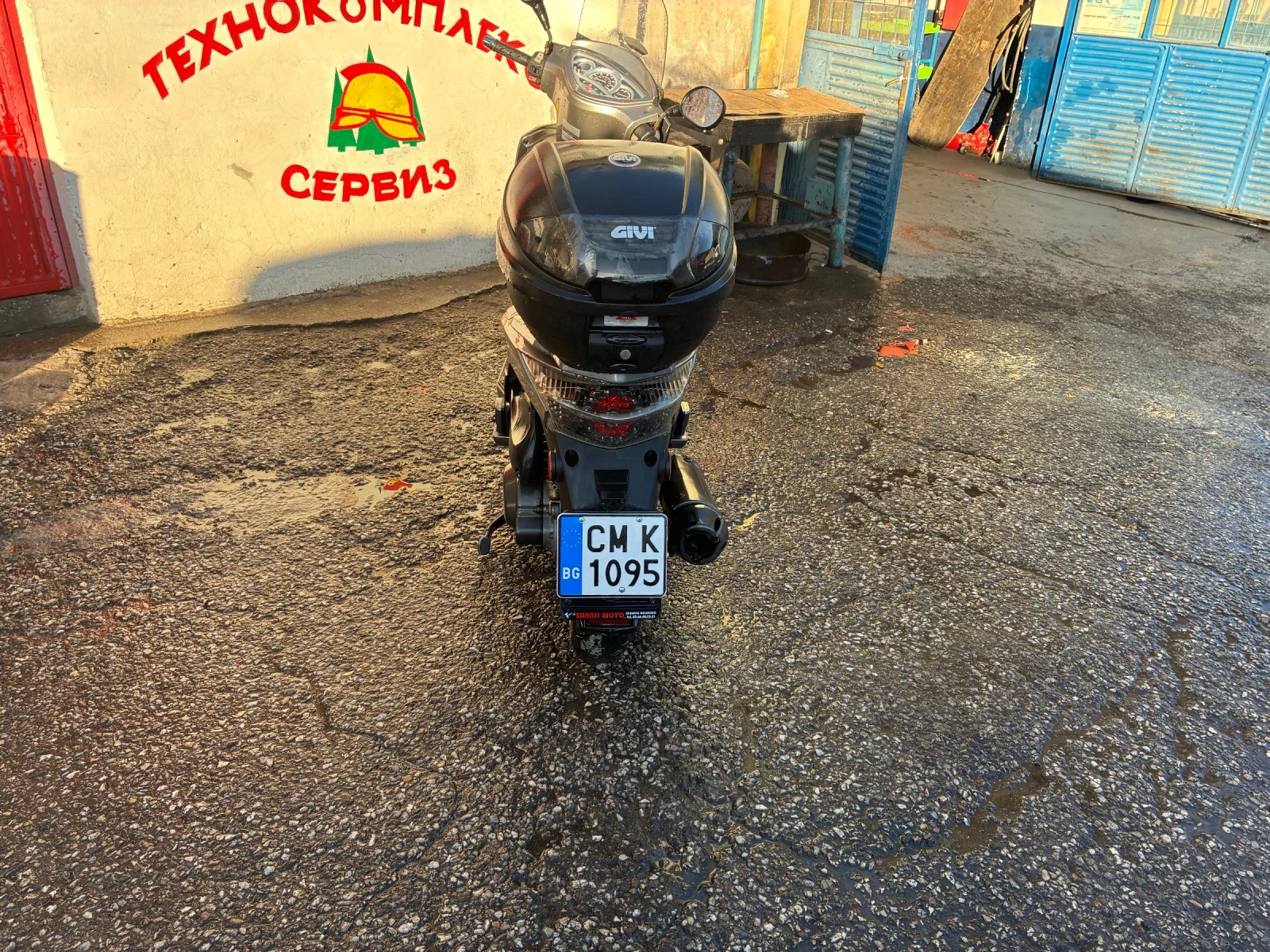 Kymco People 200 I - изображение 4