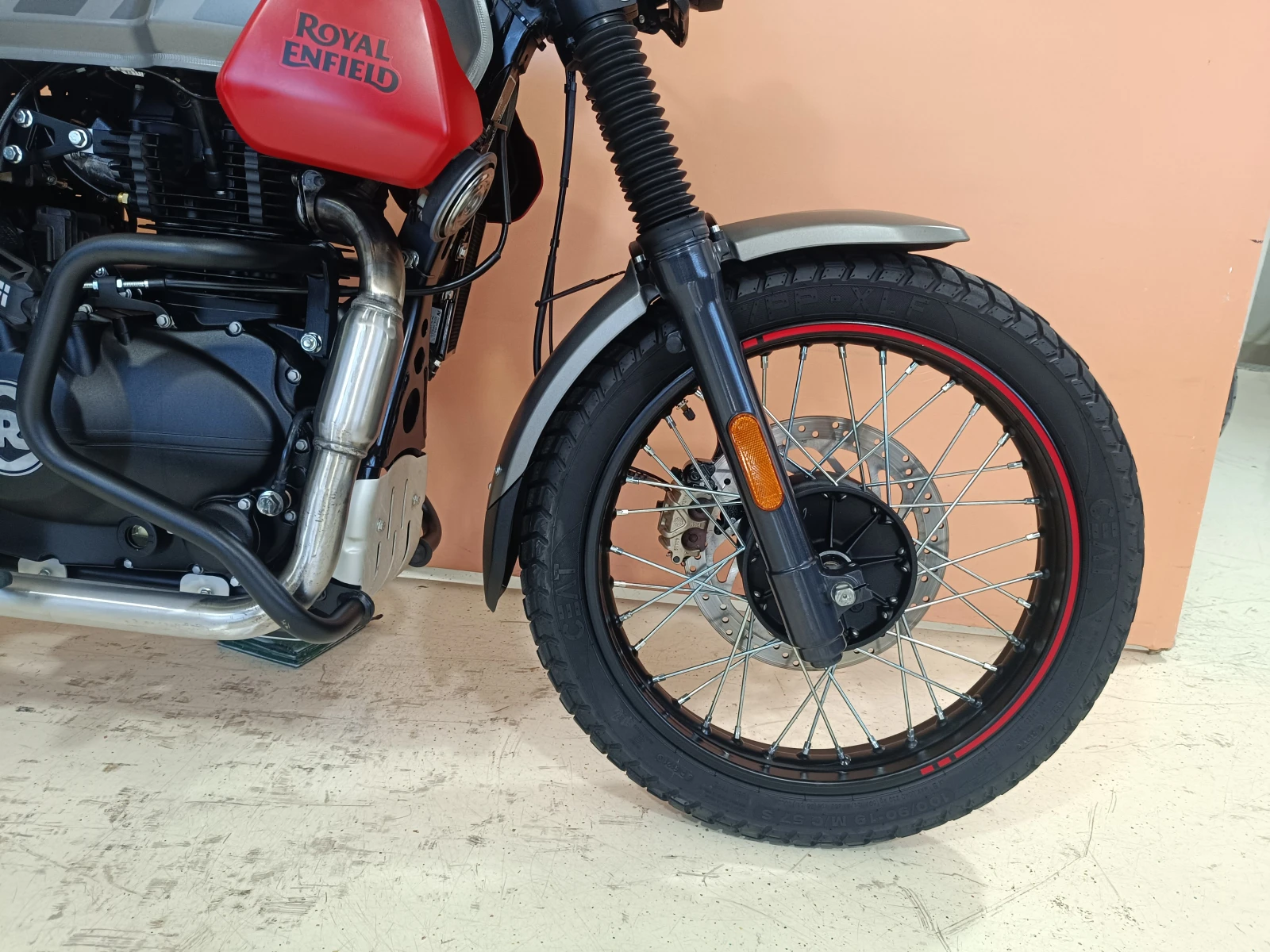 Royal Enfield Hymalayan SCRAM 411 - изображение 8