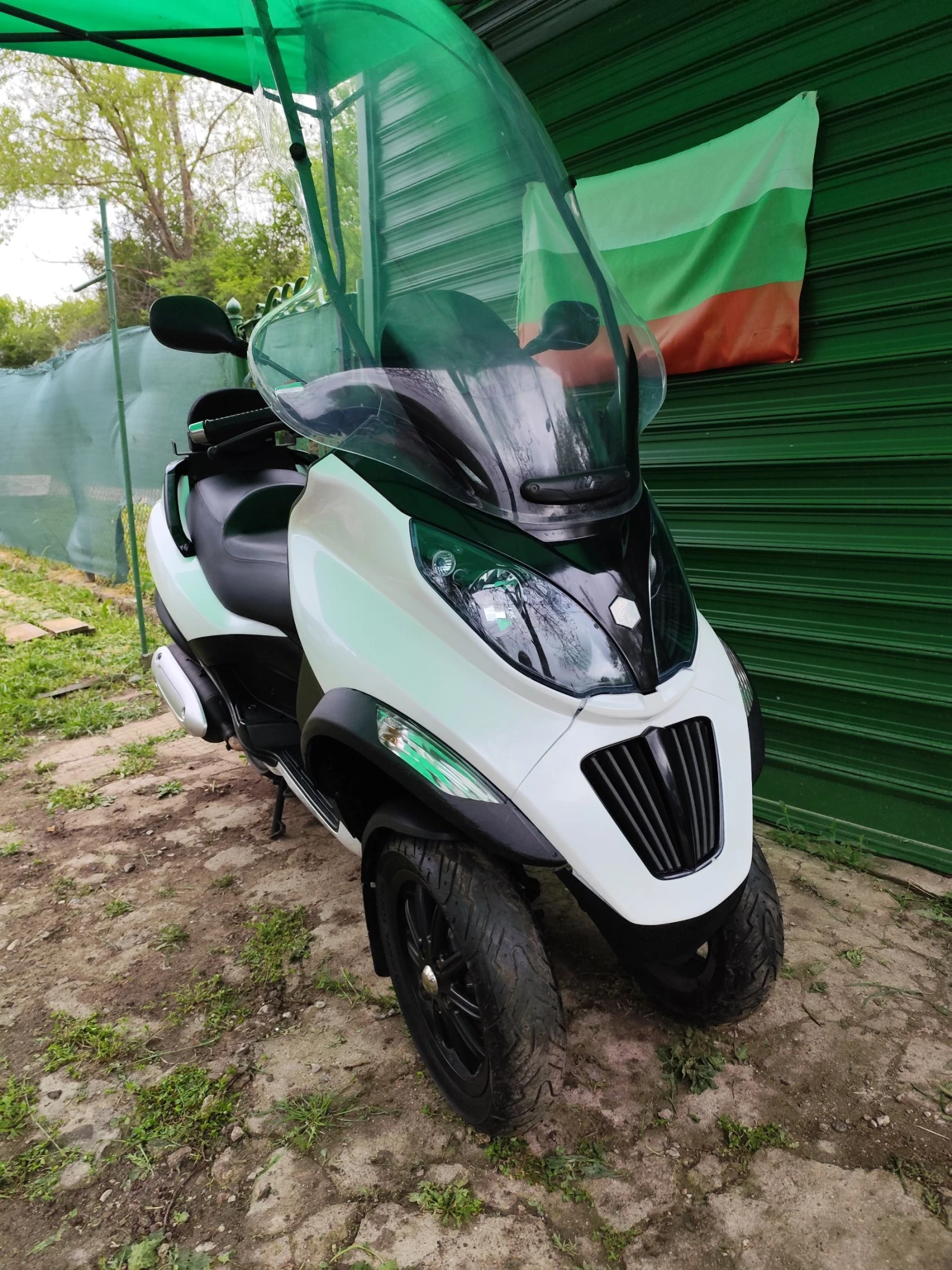 Piaggio Mp3 300, снимка 9 - Мотоциклети и мототехника - 54487652