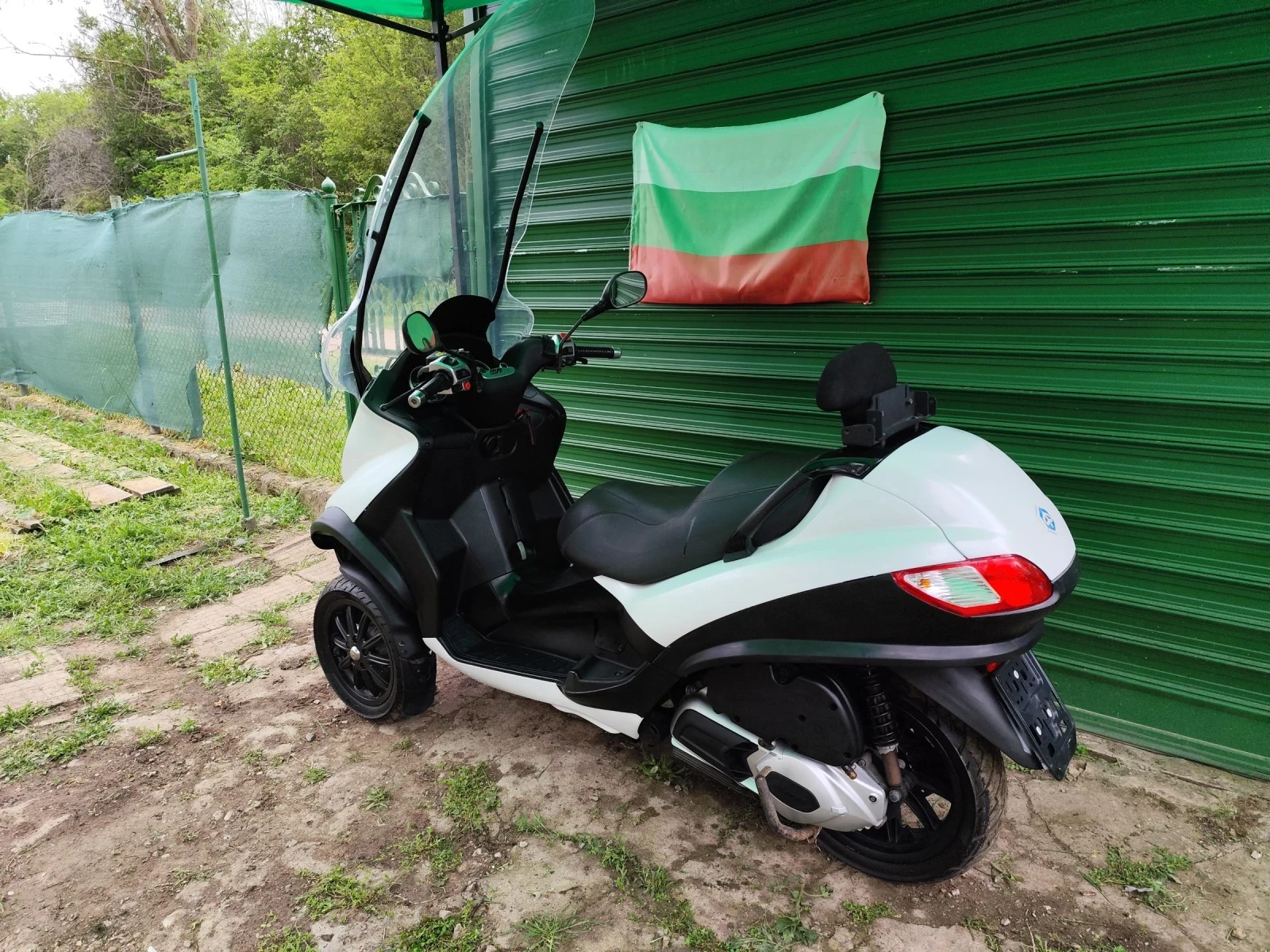 Piaggio Mp3 300, снимка 14 - Мотоциклети и мототехника - 54487652