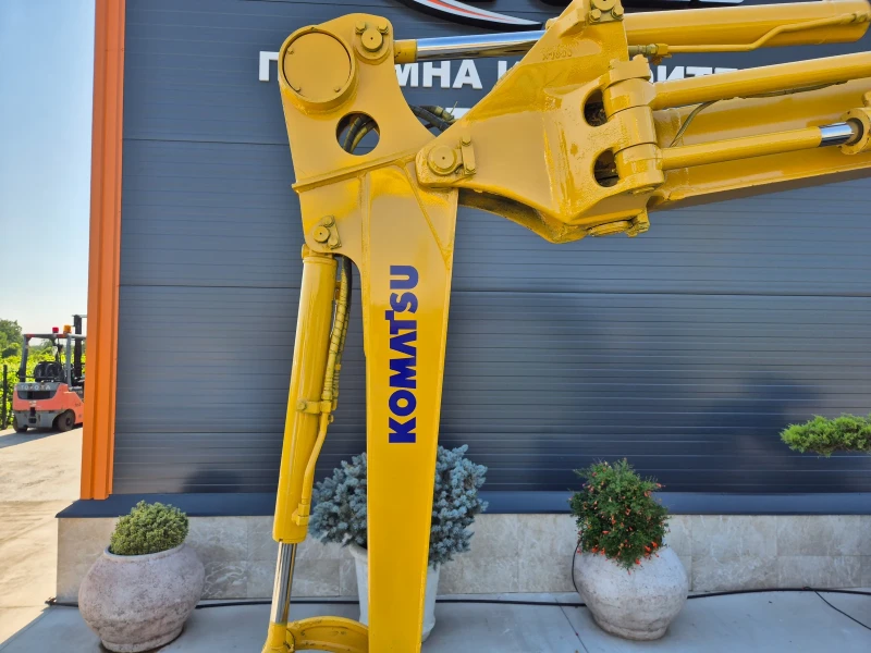 Багер Komatsu PC38UU-5 / ПЕРФЕКТНО СЪСТОЯНИЕ / КАТО НОВ !, снимка 10 - Индустриална техника - 51037070
