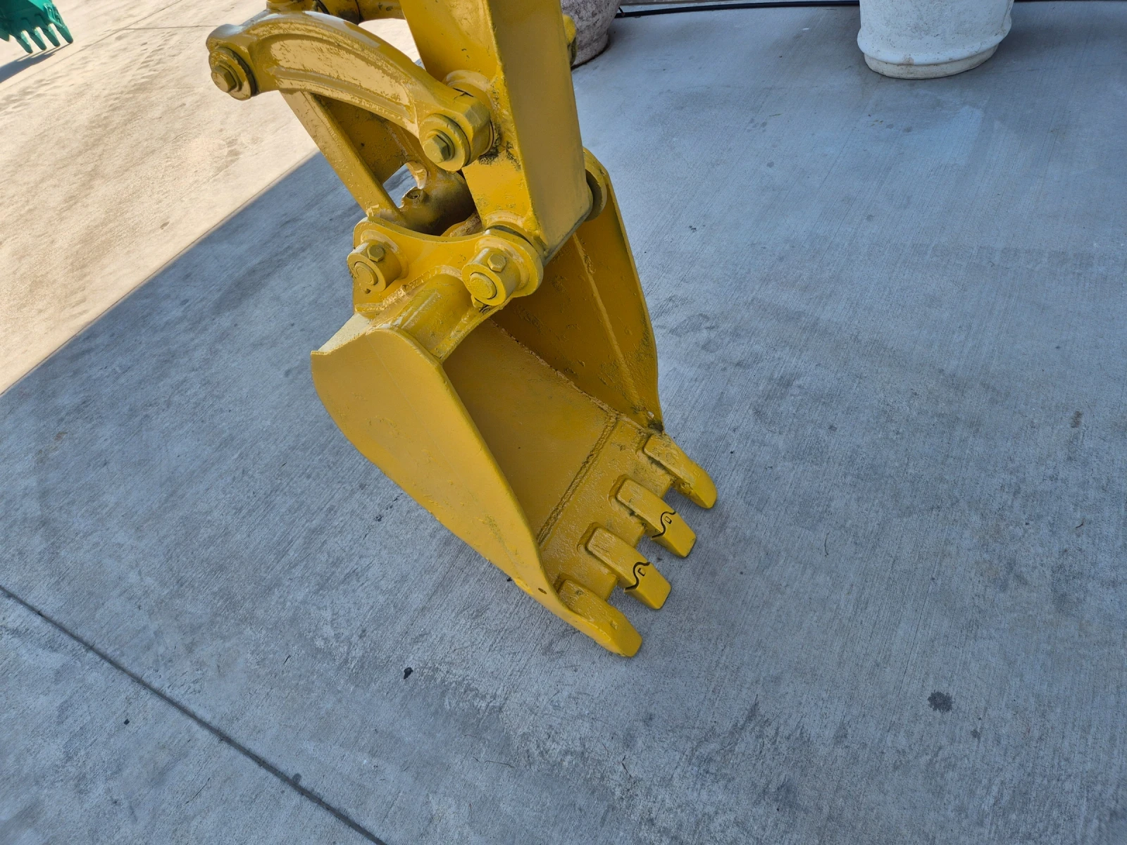  Komatsu PC38UU-5 /   /   ! | Mobile.bg   11