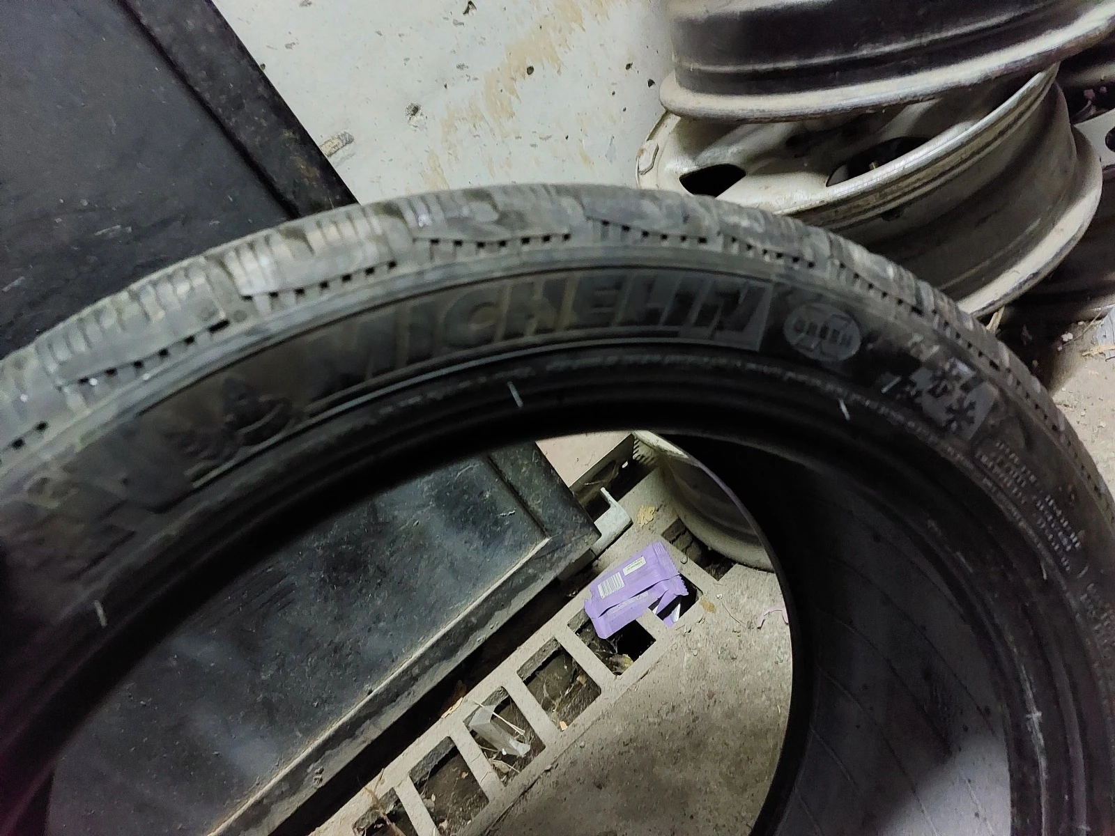���� 245/40R18 | Mobile.bg � ����������� 3