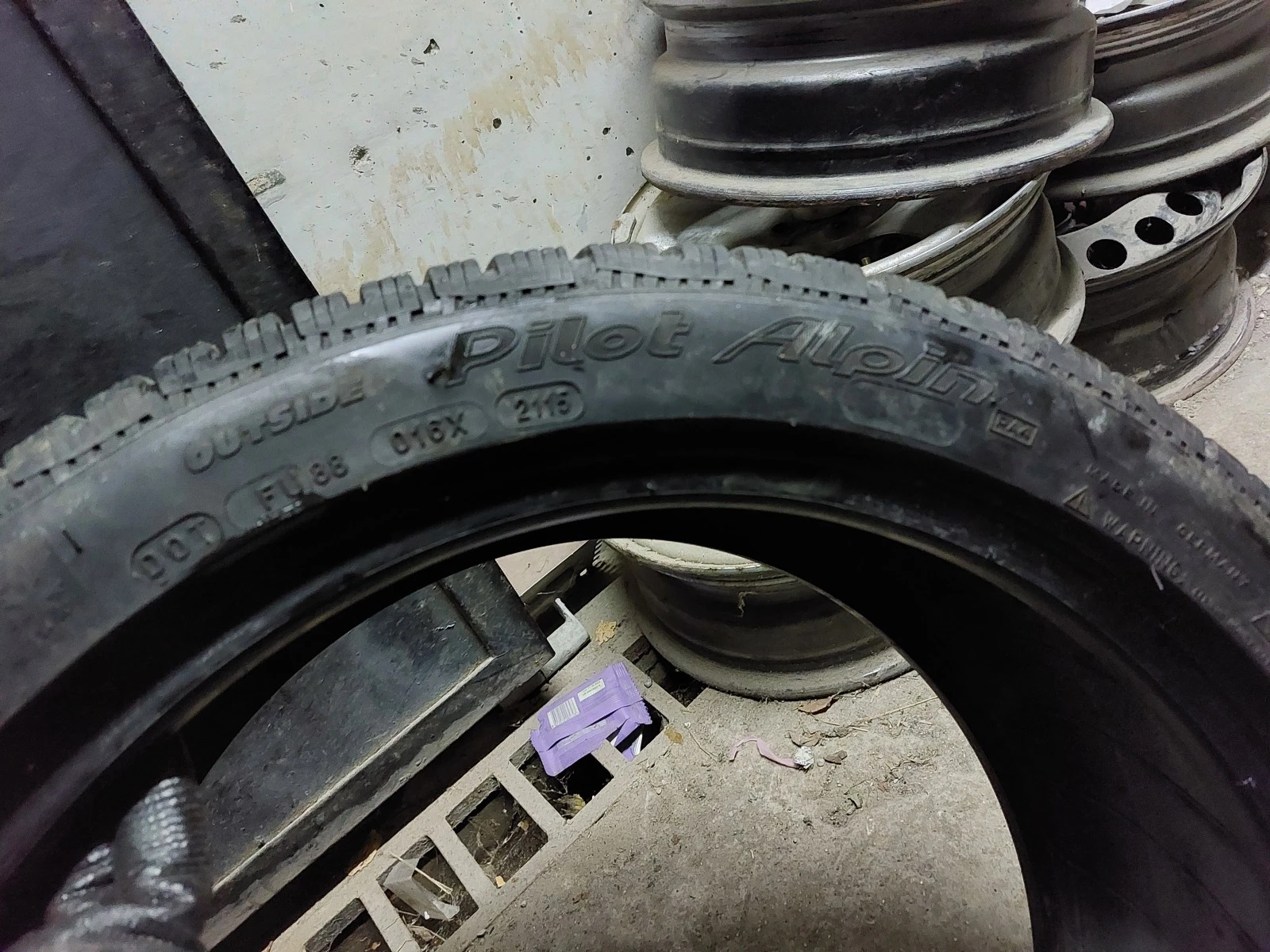 ���� 245/40R18 | Mobile.bg � ����������� 4