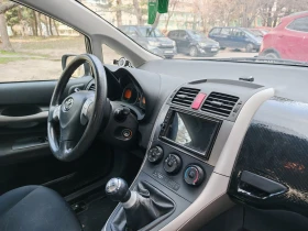 Toyota Auris, снимка 7