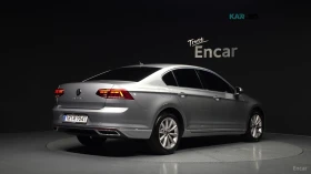 VW Passat 2.0 TDI* PREMIUM* КОЖА* ПАНО* ОБДУХВ* ПАНО* , снимка 2