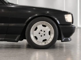 Mercedes-Benz 560, снимка 14