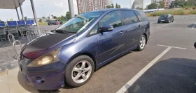 Mitsubishi Grandis 2.4 Газ/автоматик/7 места, снимка 1