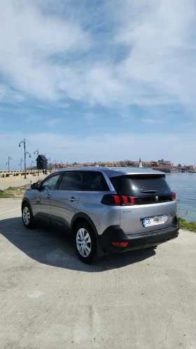 Peugeot 5008 1.6 BlueHDI Автомат, 7 места, снимка 5