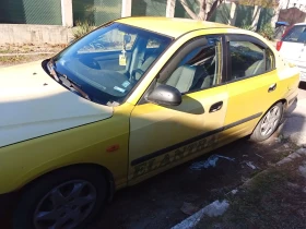 Hyundai Elantra, снимка 3