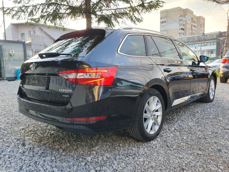 Skoda Superb 2.0TDI 4X4!, снимка 6 - Автомобили и джипове - 40194177