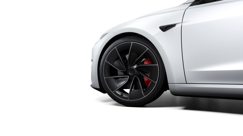 Tesla Model 3 Performance 2024, снимка 4 - Автомобили и джипове - 45424257
