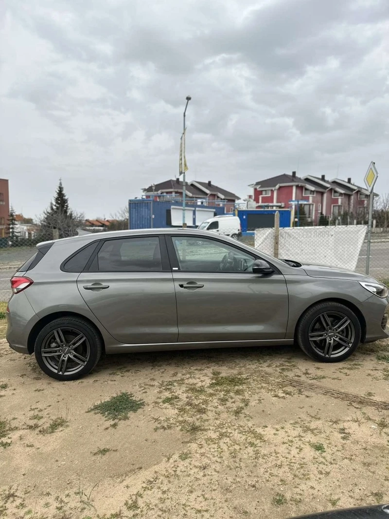 Hyundai I30 1.4-GDI, снимка 5 - Автомобили и джипове - 47800112