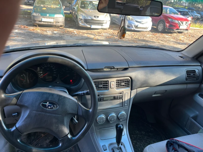 Subaru Forester 2.0 125к.с газ/бензин, снимка 8 - Автомобили и джипове - 47490244