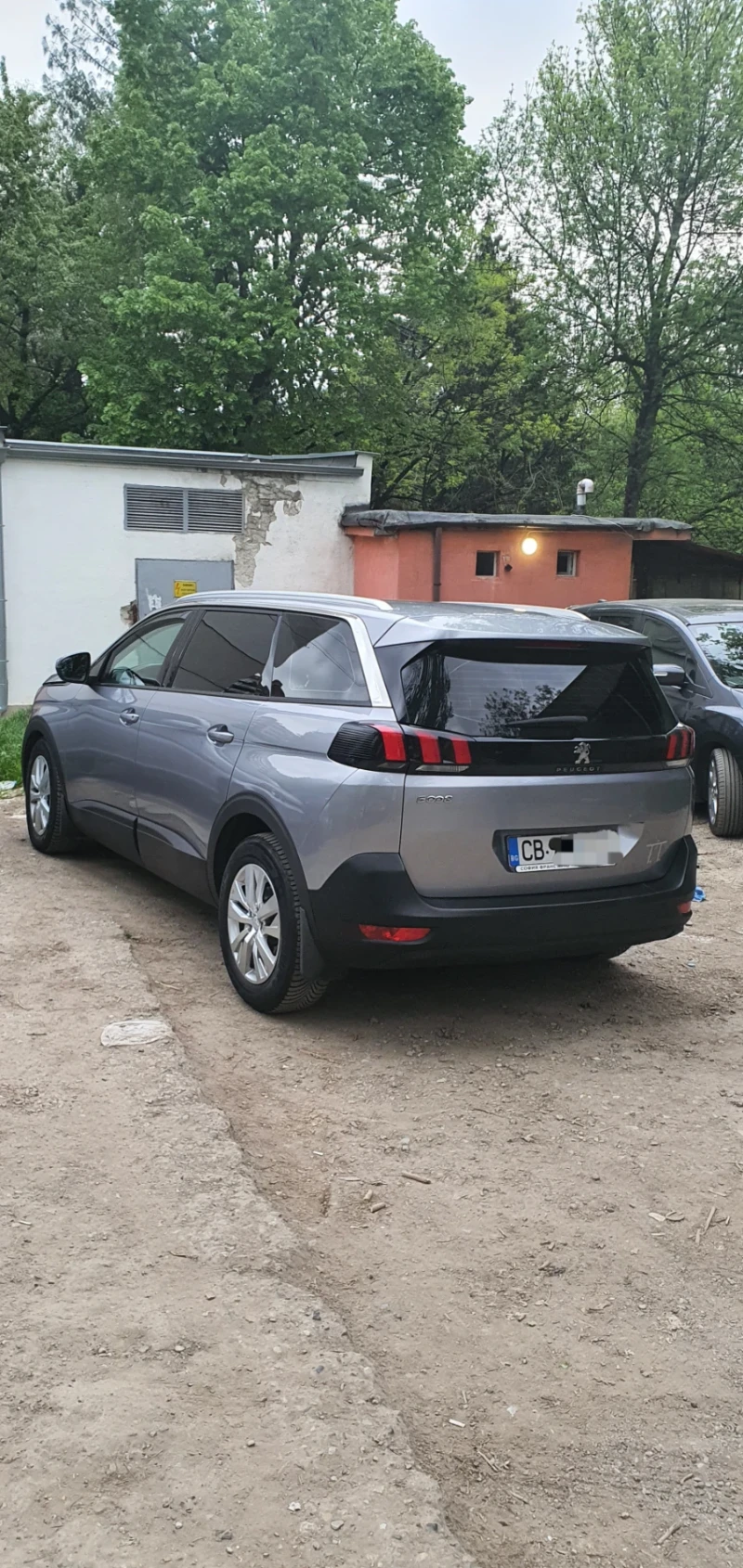 Peugeot 5008 1.6 BlueHDI Автомат, 7 места, снимка 3 - Автомобили и джипове - 48340525