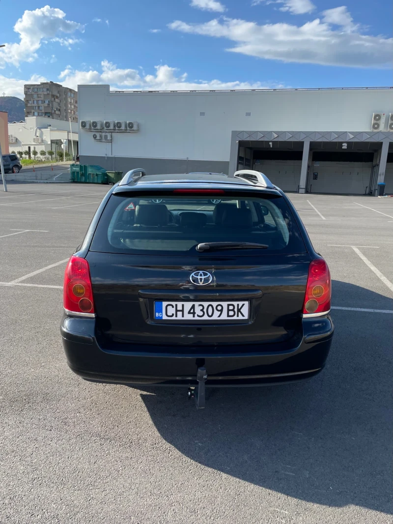 Toyota Avensis, снимка 3 - Автомобили и джипове - 48446801