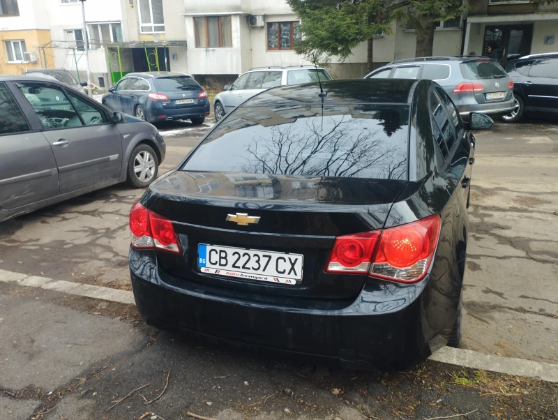 Chevrolet Cruze, снимка 6 - Автомобили и джипове - 48602684