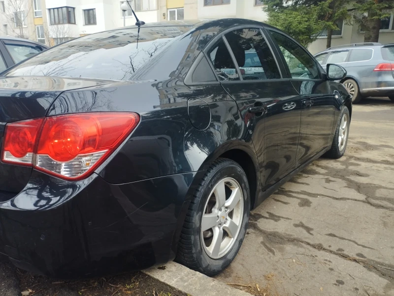 Chevrolet Cruze, снимка 7 - Автомобили и джипове - 48602684