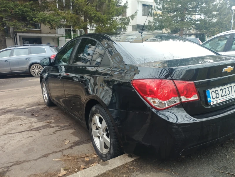 Chevrolet Cruze, снимка 8 - Автомобили и джипове - 48602684