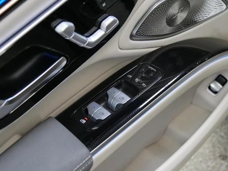 Mercedes-Benz EQS 500/4MATIC/449HP/AMG/PANO/NIGHT/360/HUD/338gpr, снимка 7 - Автомобили и джипове - 51749942