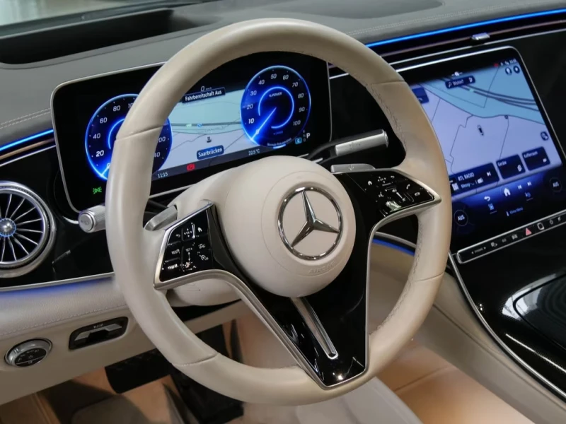 Mercedes-Benz EQS 500/4MATIC/449HP/AMG/PANO/NIGHT/360/HUD/338gpr, снимка 3 - Автомобили и джипове - 51749942