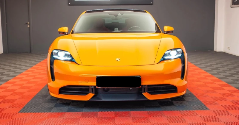 Porsche Taycan Taycan Turbo 93.4 kWh, снимка 2 - Автомобили и джипове - 52000552