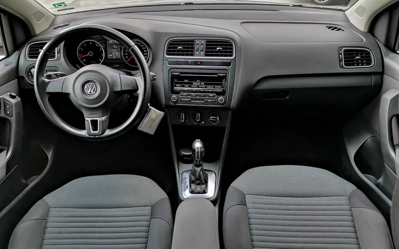 VW Polo 1.2 TSI Style Automatic, снимка 4 - Автомобили и джипове - 52246459