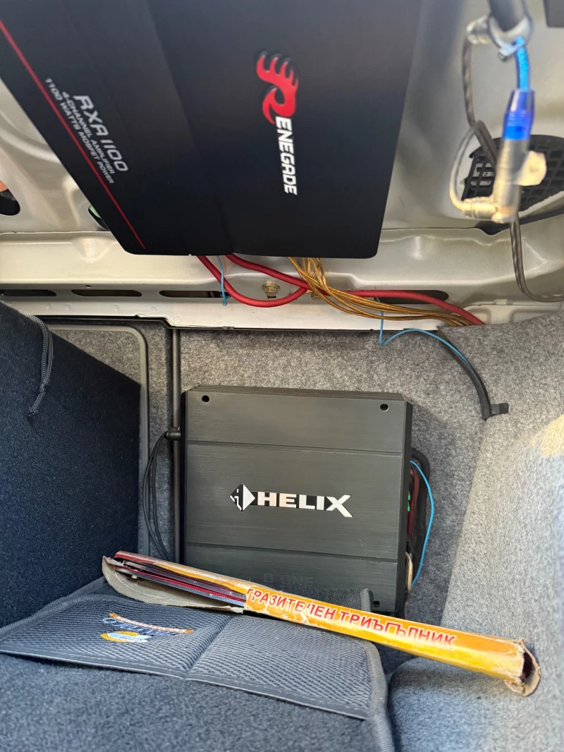 BMW 320 cd, снимка 15 - Автомобили и джипове - 52440019