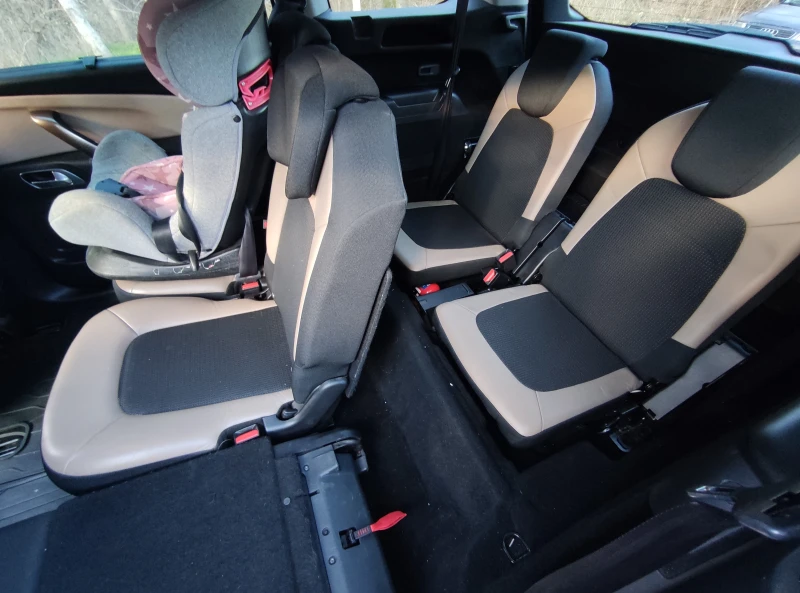 Citroen Grand C4 Picasso 2.0 HDI, снимка 12 - Автомобили и джипове - 52947463